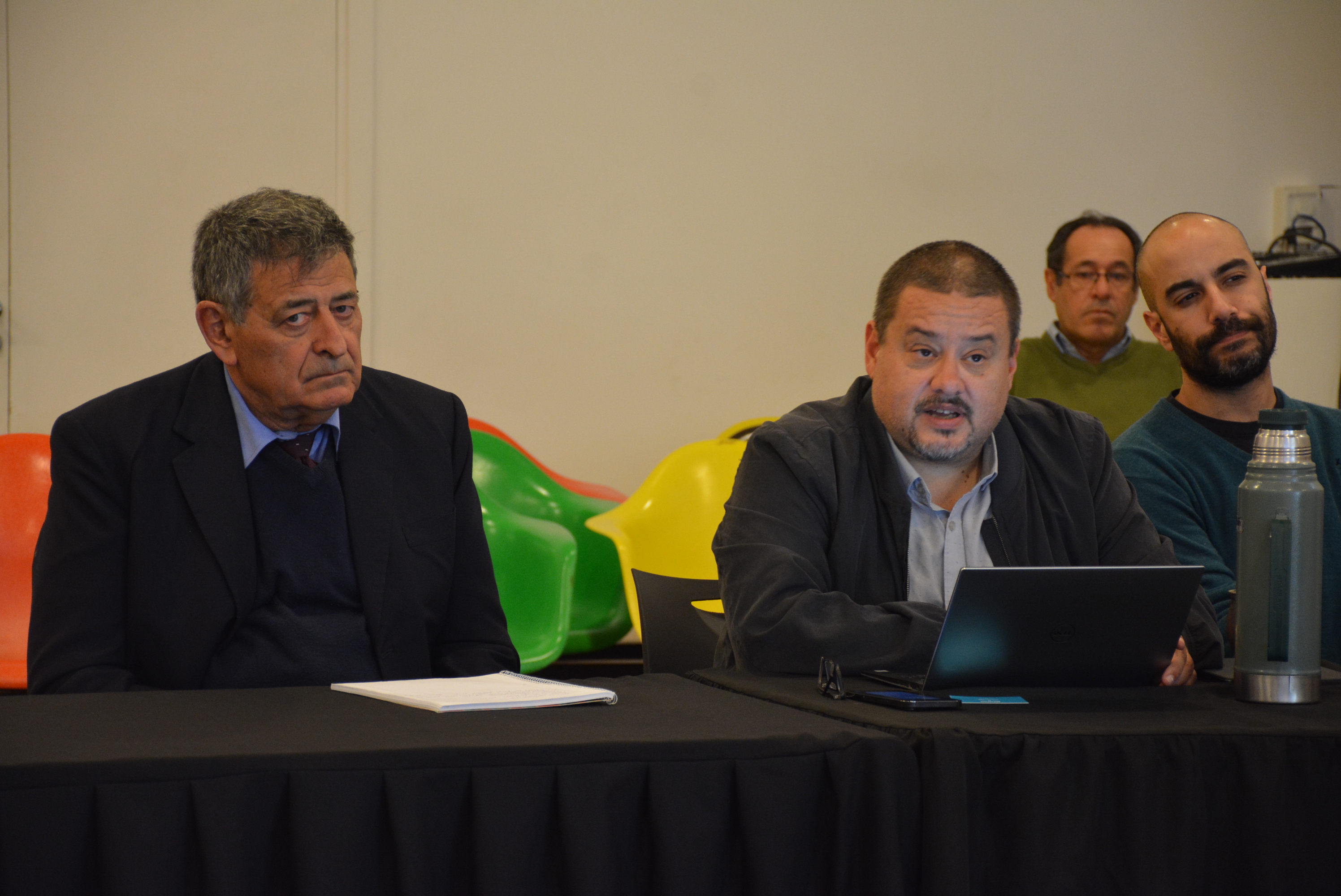 Gerente Técnico de INUMET, Ángel Yamandú Morán, y el Coordinador de CECOED Canelones, Leonardo Herou, en la reunión de trabajo de CECOED para tratar temas de déficit hídrico, prevención de incendios y nuevo Plan Integral de Gestión de Riesgos Gerente Técnico de INUMET, Ángel Yamandú Morán, y el Coordinador de CECOED Canelones, Leonardo Herou, en la reunión de trabajo de CECOED para tratar temas de déficit hídrico, prevención de incendios y nuevo Plan Integral de Gestión de Riesgos