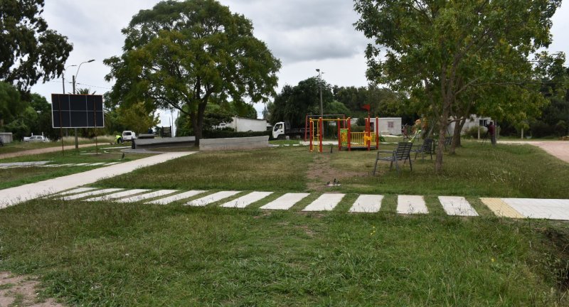 Plaza Fraternidad en Colonia Nicolich Plaza Fraternidad en Colonia Nicolich