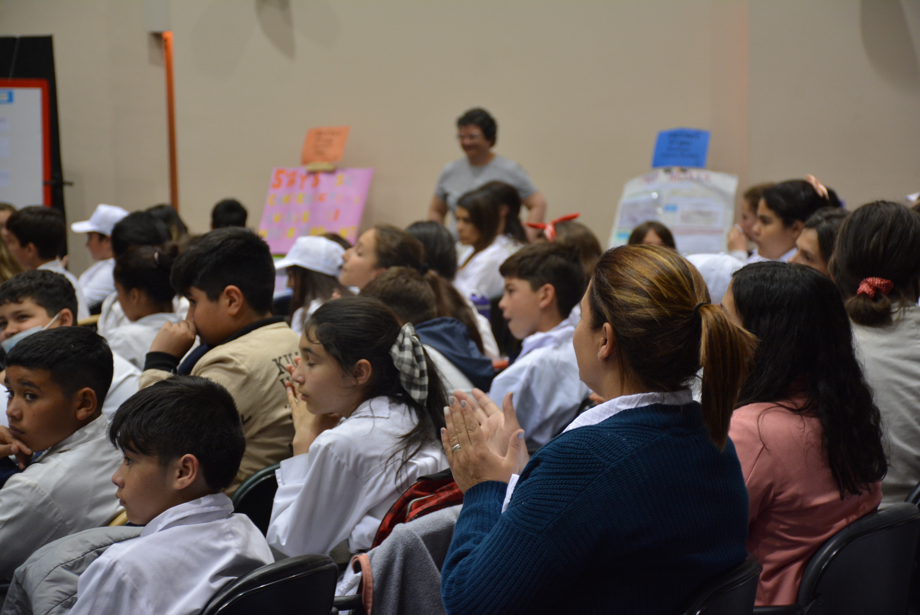 Cierre del programa de Educación Ambiental y Monitoreo Participativo, Calidad de Agua, Biodiversidad, Conflictos o Presiones Ambientales Cierre del programa de Educación Ambiental y Monitoreo Participativo, Calidad de Agua, Biodiversidad, Conflictos o Presiones Ambientales
