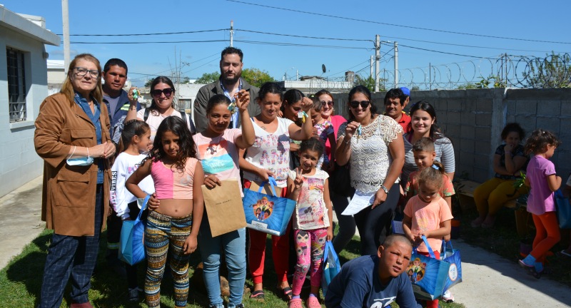 Director de la Agencia de Vivienda y Convivencia Ciudadana, Rodrigo Amengual en entrega de llaves Barrio Municipal 1 de Santa Lucía Director de la Agencia de Vivienda y Convivencia Ciudadana, Rodrigo Amengual en entrega de llaves Barrio Municipal 1 de Santa Lucía