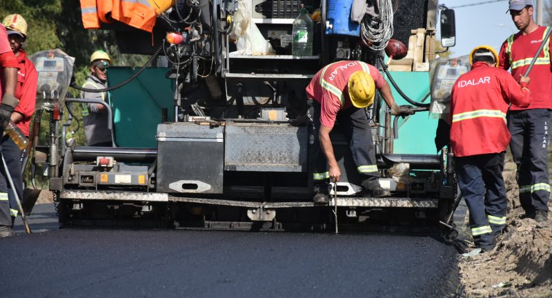 Obras de rehabilitación vial en Luis Alberto de Herrera - Municipio de Pando Obras de rehabilitación vial en Luis Alberto de Herrera - Municipio de Pando