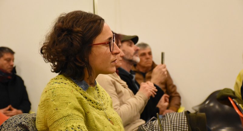 Se desarrolló el conversatorio La convivencia, perspectivas desde la educación y el trabajo, en la Sala Beto Satragni del Complejo Cultural Politeama. Se desarrolló el conversatorio La convivencia, perspectivas desde la educación y el trabajo, en la Sala Beto Satragni del Complejo Cultural Politeama.