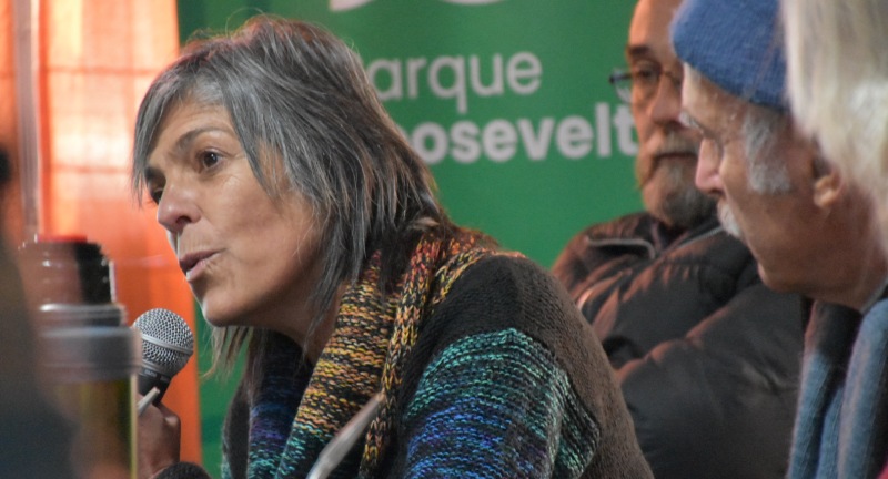 Pro Secretaria de la Intendencia de Canelones, Silvana Nieves, en mesa de trabajo para Programa Forestal del Parque Roosevelt Pro Secretaria de la Intendencia de Canelones, Silvana Nieves, en mesa de trabajo para Programa Forestal del Parque Roosevelt