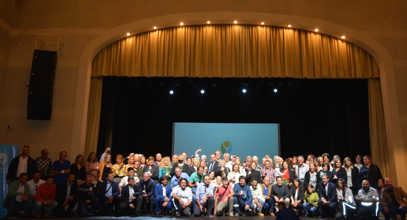 Homenaje a funcionarios y funcionarias municipales por sus 25, 30, 40 y 50 años de labor en el Complejo Cultural Politeama Homenaje a funcionarios y funcionarias municipales por sus 25, 30, 40 y 50 años de labor en el Complejo Cultural Politeama