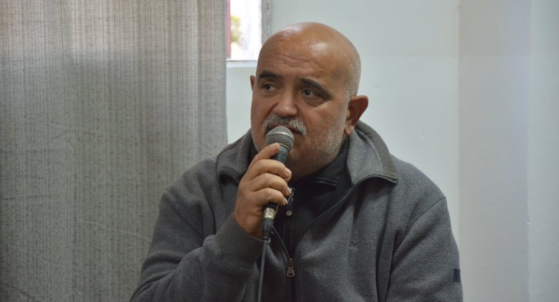 Presidente de la Comisión Especial de Juanicó, Horacio Peraza, en la inauguración de un Centro de Cercanía en Juanicó Presidente de la Comisión Especial de Juanicó, Horacio Peraza, en la inauguración de un Centro de Cercanía en Juanicó
