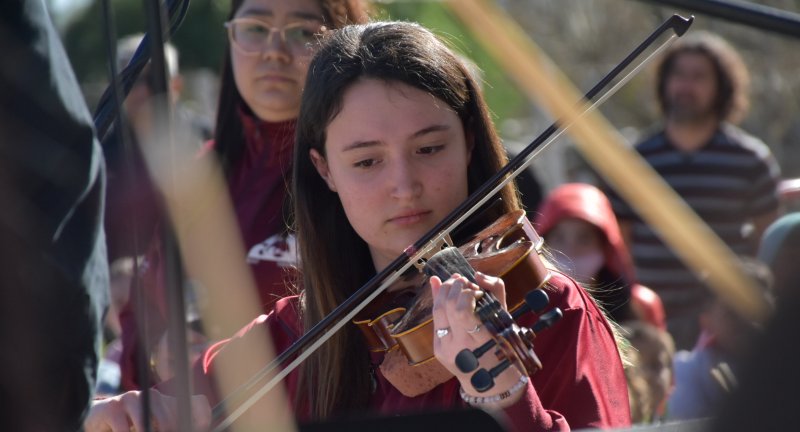 Participante del Programa Un niño, un instrumento en solo de violín Participante del Programa Un niño, un instrumento en solo de violín