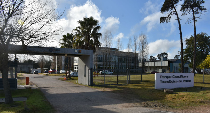 Entrada al Parque Científico y Tecnológico de Pando, enclave estratégico donde se conjuga ciencia y producción 