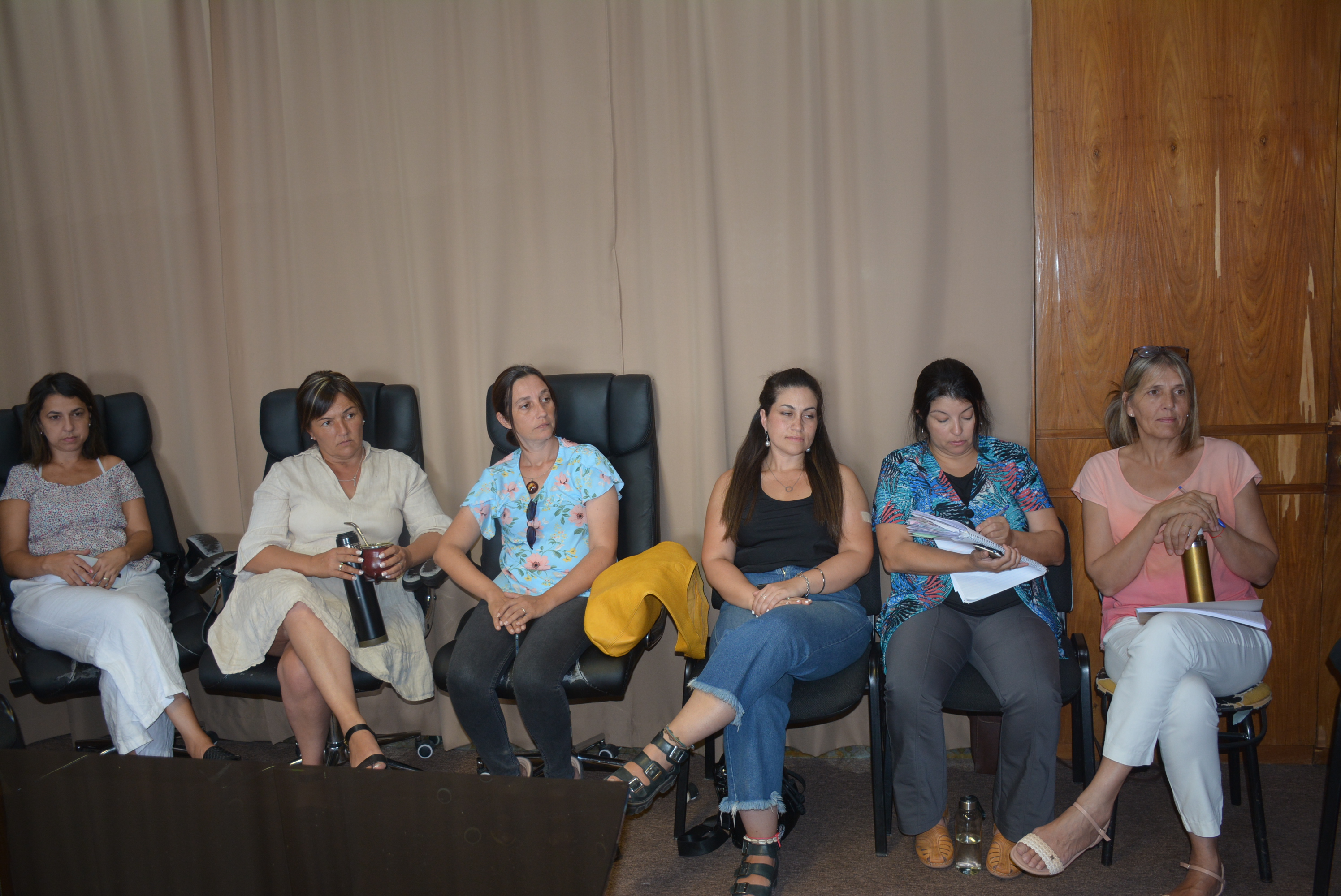 Mujeres con responsabilidad política en la Intendencia de Canelones tuvieron la primera reunión de cara al próximo 8 de marzo