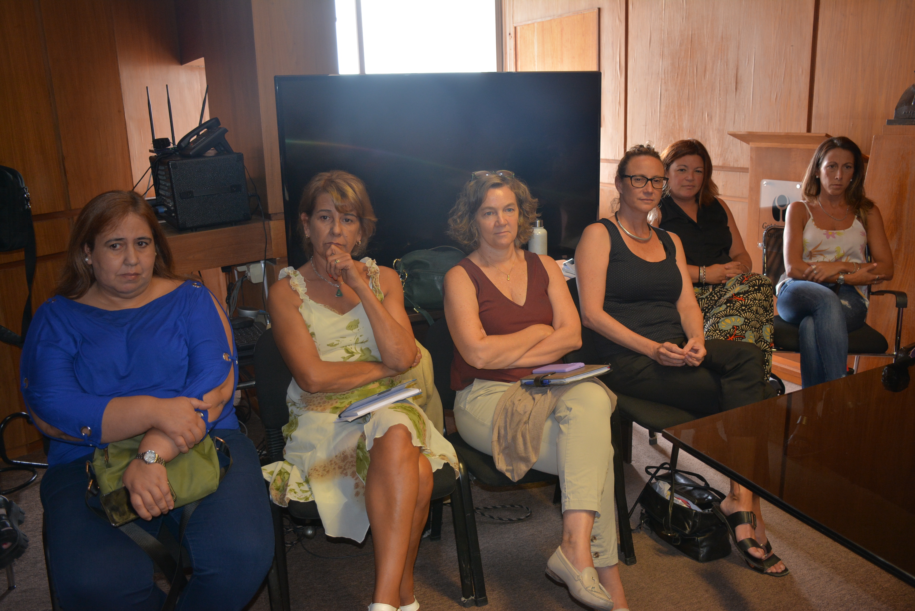 Mujeres con responsabilidad política en la Intendencia de Canelones tuvieron la primera reunión de cara al próximo 8 de marzo Mujeres con responsabilidad política en la Intendencia de Canelones tuvieron la primera reunión de cara al próximo 8 de marzo