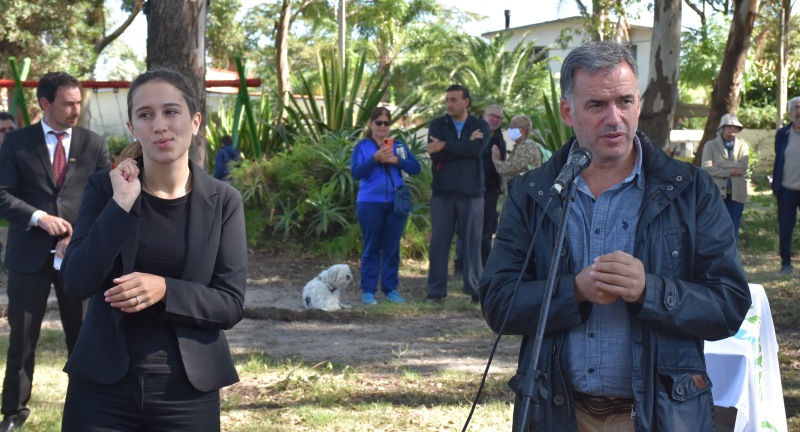 El Intendente de Canelones, Yamandú Orsi, en la inauguración parque Alfredo Zitarrosa en Ciudad de la Costa El Intendente de Canelones, Yamandú Orsi, en la inauguración parque Alfredo Zitarrosa en Ciudad de la Costa