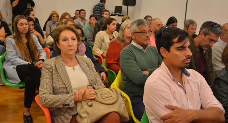 Público presente en el lanzamiento de la edición 2022 del programa 1000 Días de Igualdad realizado en la Sala Beto Satragni del Complejo Cultural Politeama,Teatro Atahualpa del Cioppo 