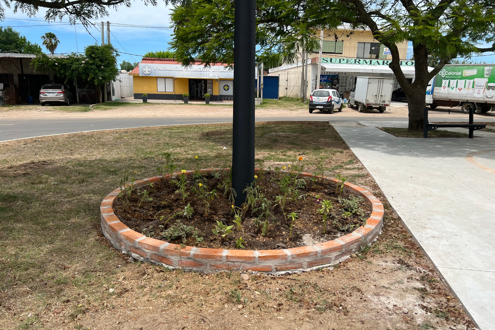 Plaza Idilio Conde en Estación Atlántida Plaza Idilio Conde en Estación Atlántida
