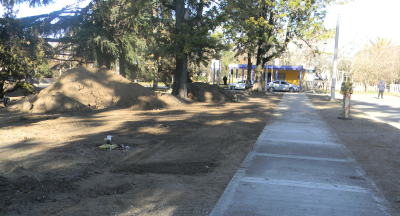 Se ejecutan obras de reacondicionamiento en plazoleta Legnani-Clavarino de Santa Lucía