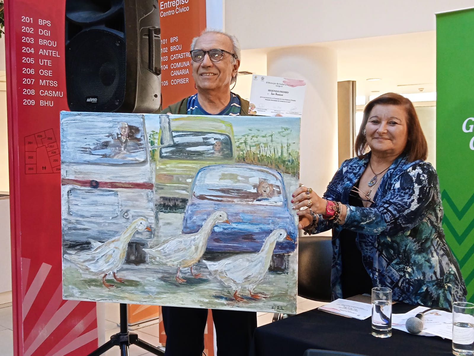 Luis Damiani, segundo premio del concurso Pintando identidades de Ciudad de la Costa Luis Damiani, segundo premio del concurso Pintando identidades de Ciudad de la Costa