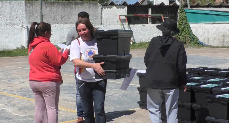 Canelones entregó composteras a 60 familias del balneario San Luis