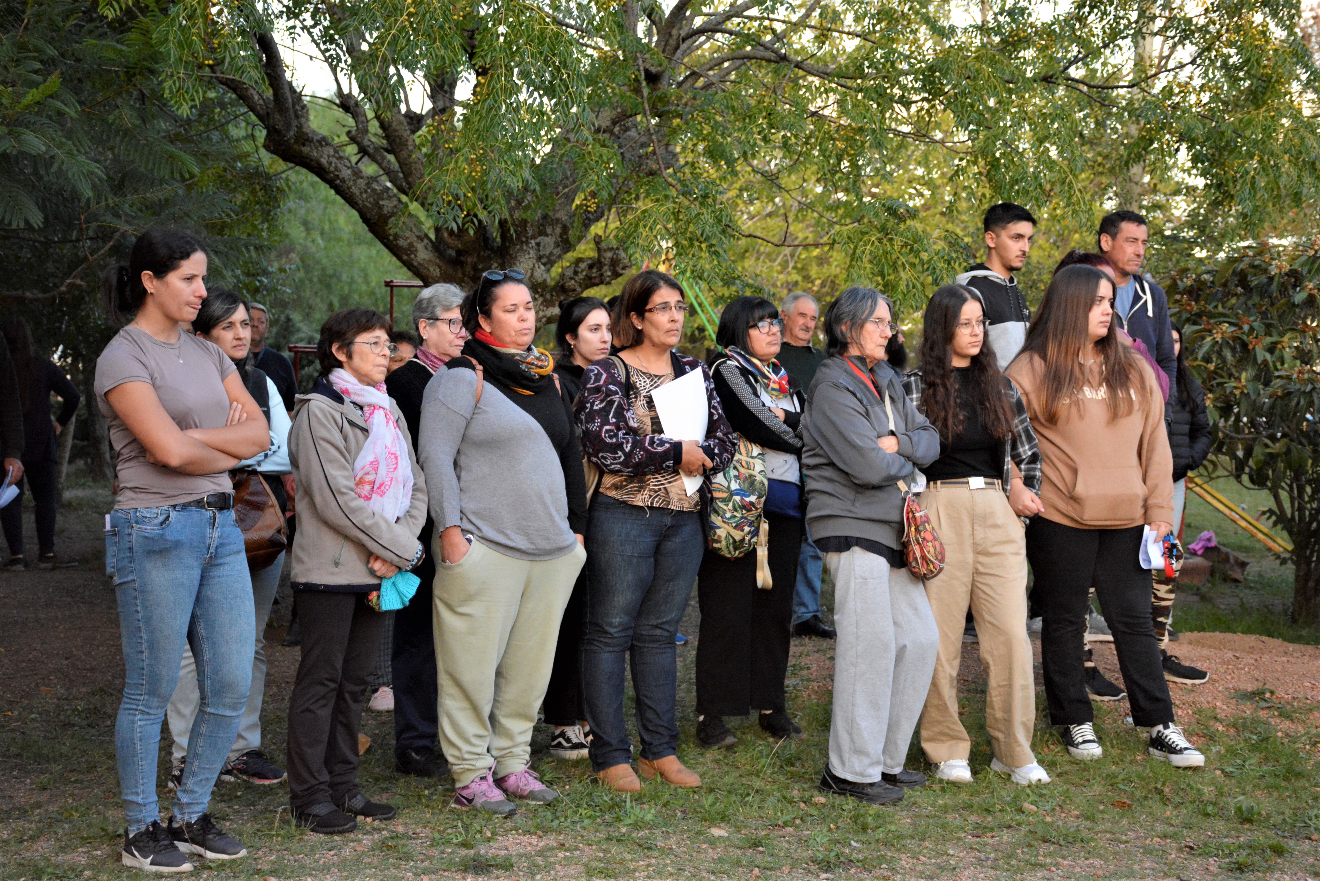 Entrega de contenedores a 400 familias de Camino Perugorria y ruta 48 entre Las Piedras y La Paz Entrega de contenedores a 400 familias de Camino Perugorria y ruta 48 entre Las Piedras y La Paz
