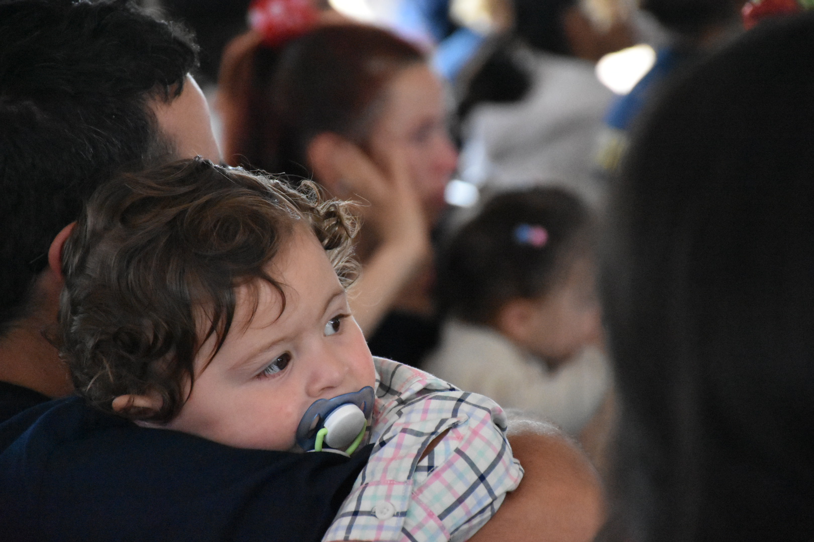 Familias presentes en la ceremonia de entrega de viviendas en Barros Blancos Familias presentes en la ceremonia de entrega de viviendas en Barros Blancos