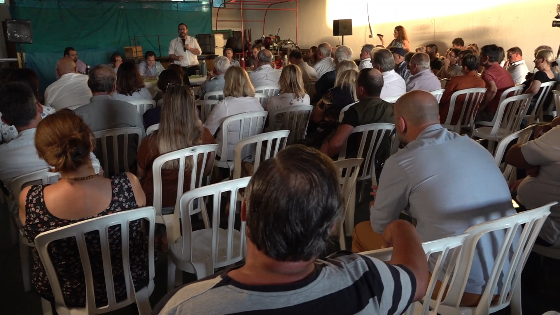 Asamblea en San Jacinto de toda la cadena avícola en rechazo al desmedido ingreso de cortes de pollo procedentes de Brasil