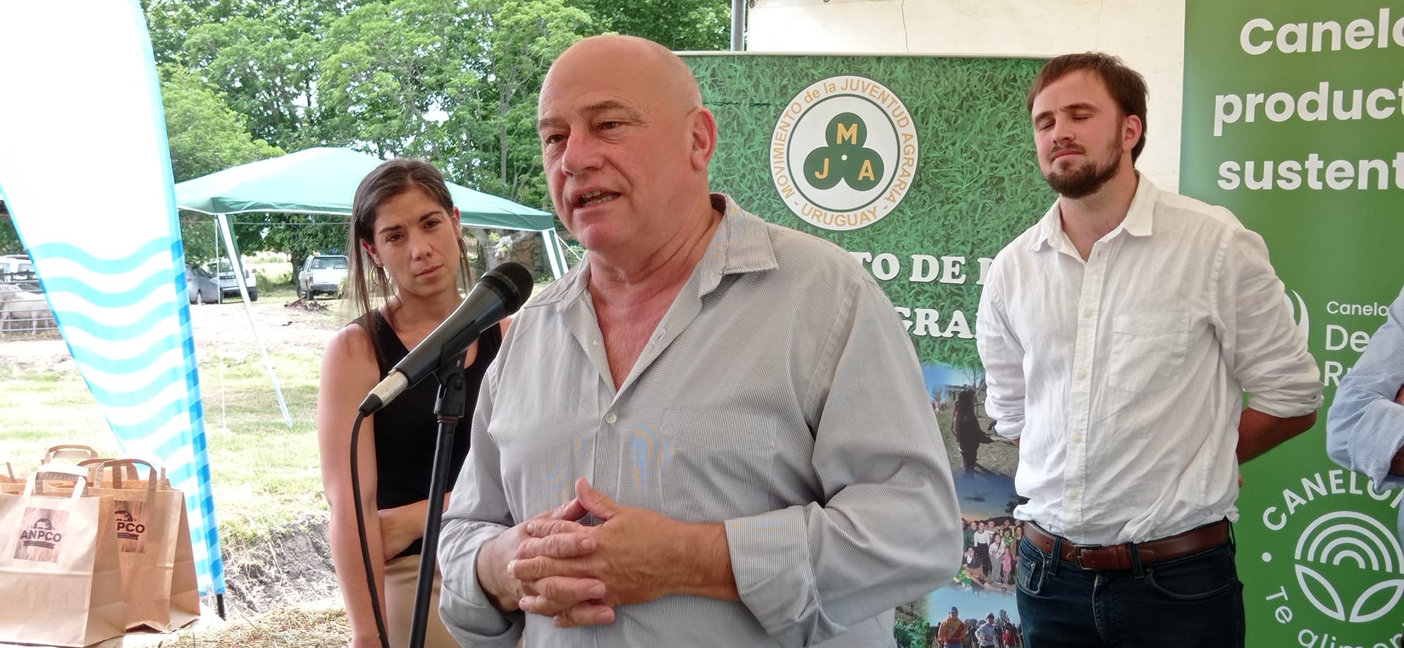 Director de la Agencia de Desarrollo Rural de la Intendencia de Canelones, Ing. Agr. Pablo González, en el primer encuentro Frisona Milchschaf en Castellanos Director de la Agencia de Desarrollo Rural de la Intendencia de Canelones, Ing. Agr. Pablo González, en el primer encuentro Frisona Milchschaf en Castellanos