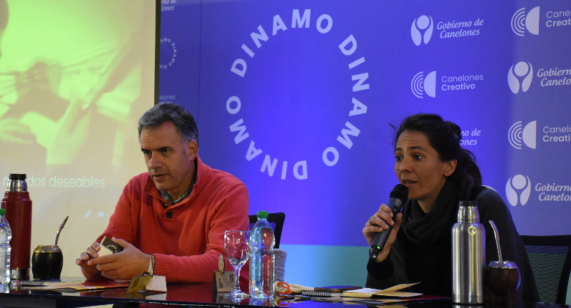 El Intendente de Canelones, Yamandú Orsi, y de la Directora de Planificación Estratégica, Patricia Kramer, en la inauguración de DÍNAMO en Atlántida. El Intendente de Canelones, Yamandú Orsi, y de la Directora de Planificación Estratégica, Patricia Kramer, en la inauguración de DÍNAMO en Atlántida.