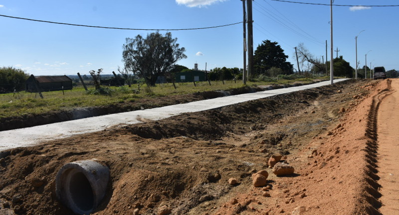 Obra vial en Pando