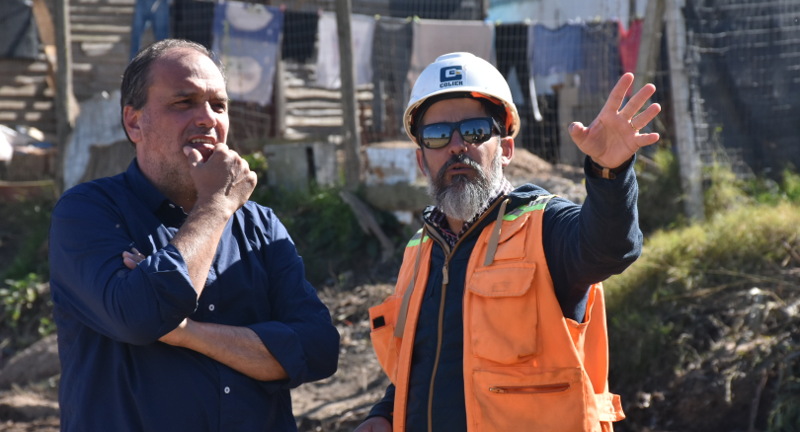 Director General de Obras, Guillermo Burgueño, en obra vial en Pando 