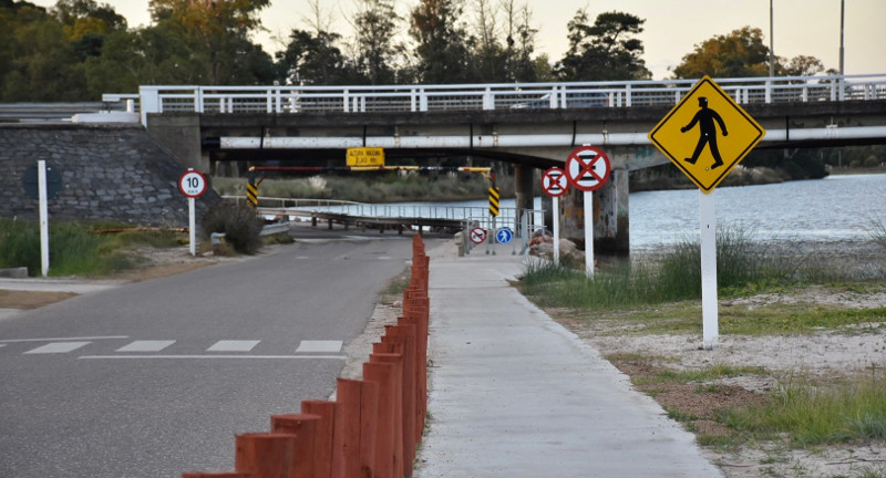 Obras que conectan el norte y el sur de Parque del Plata, ordenan el tránsito y facilitan la accesibilidad. Obras que conectan el norte y el sur de Parque del Plata, ordenan el tránsito y facilitan la accesibilidad.