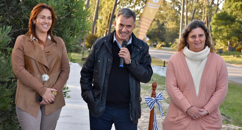 Obras que conectan el norte y el sur de Parque del Plata, ordenan el tránsito y facilitan la accesibilidad. 