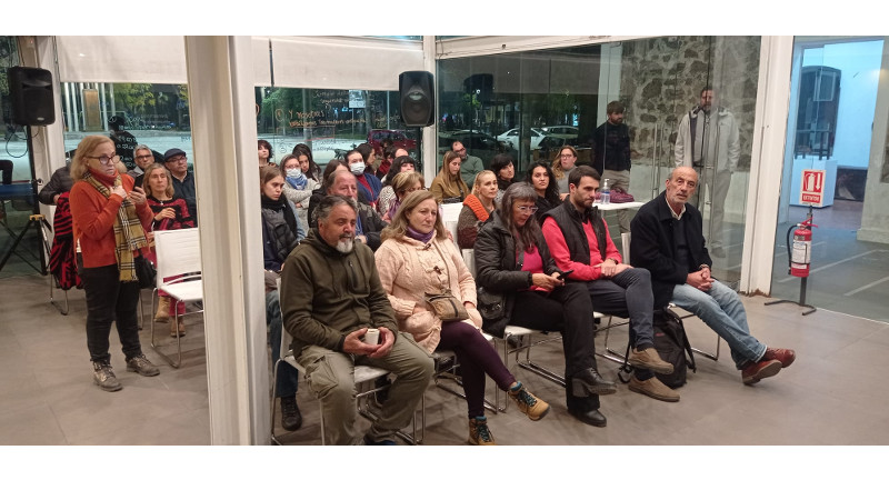 Conversatorio Sauce Reconstruyendo memoria: A 26 años de la Marcha del Silencio Conversatorio Sauce Reconstruyendo memoria: A 26 años de la Marcha del Silencio