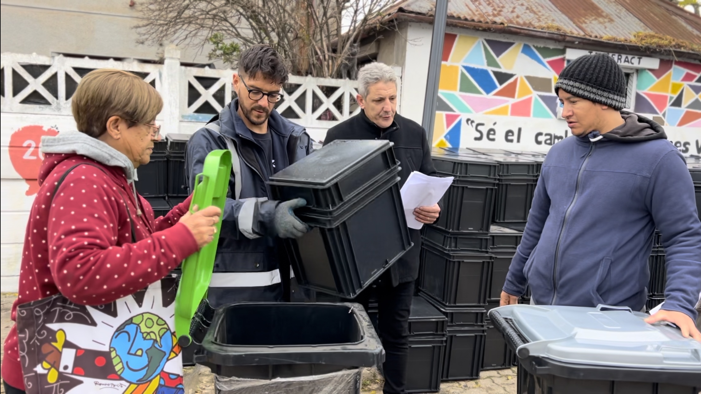 Hogares Sustentables en La Paz: 1200 famlias ya forman parte del programa Hogares Sustentables en La Paz: 1200 famlias ya forman parte del programa