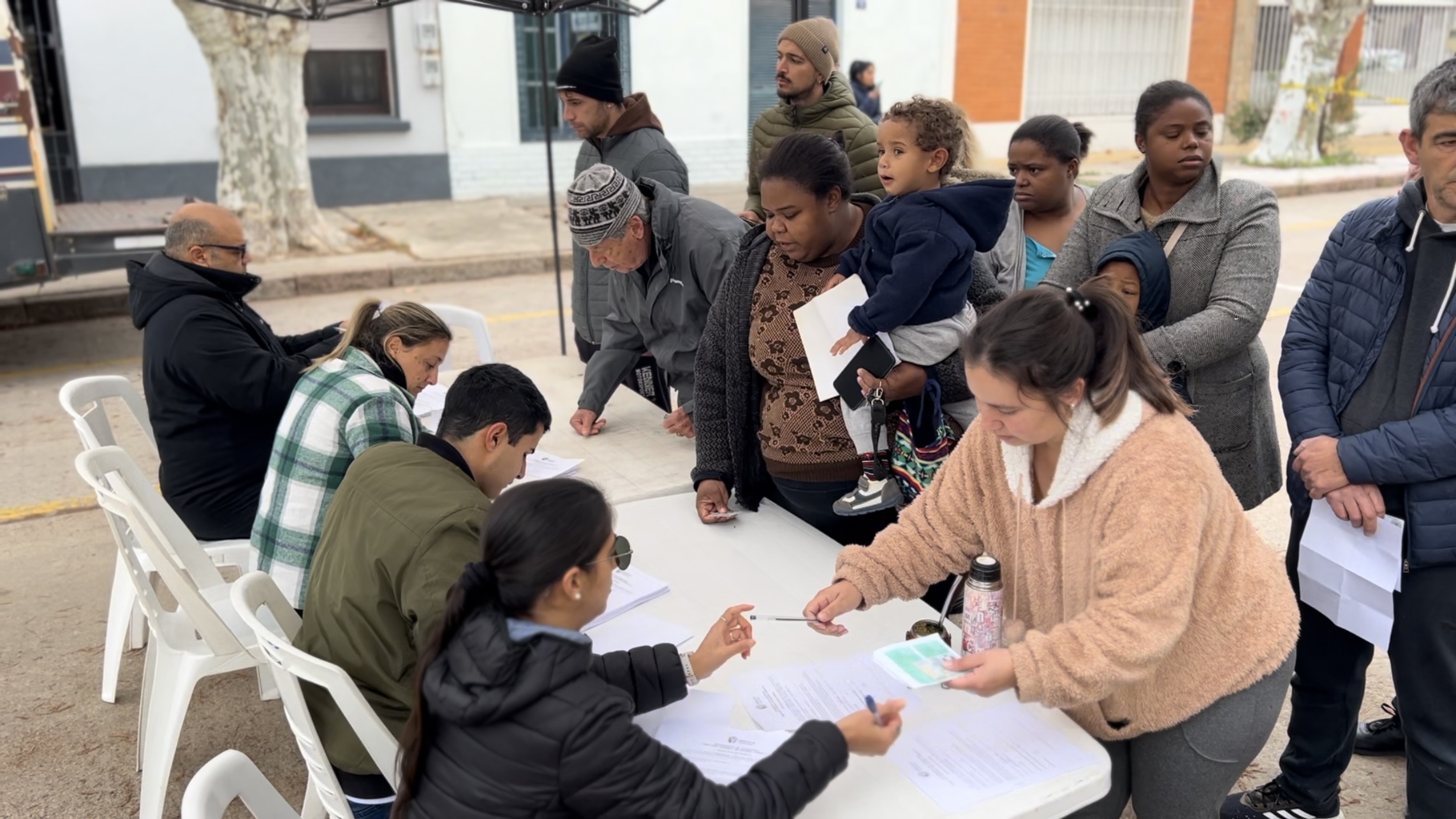 Hogares Sustentables en La Paz: 1200 famlias ya forman parte del programa Hogares Sustentables en La Paz: 1200 famlias ya forman parte del programa