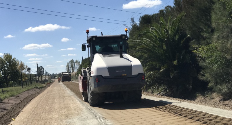 Obras en camino Paso del Medio del Municipio de Las Piedras