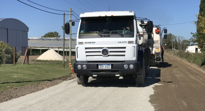 Obras en camino Paso del Medio del Municipio de Las Piedras