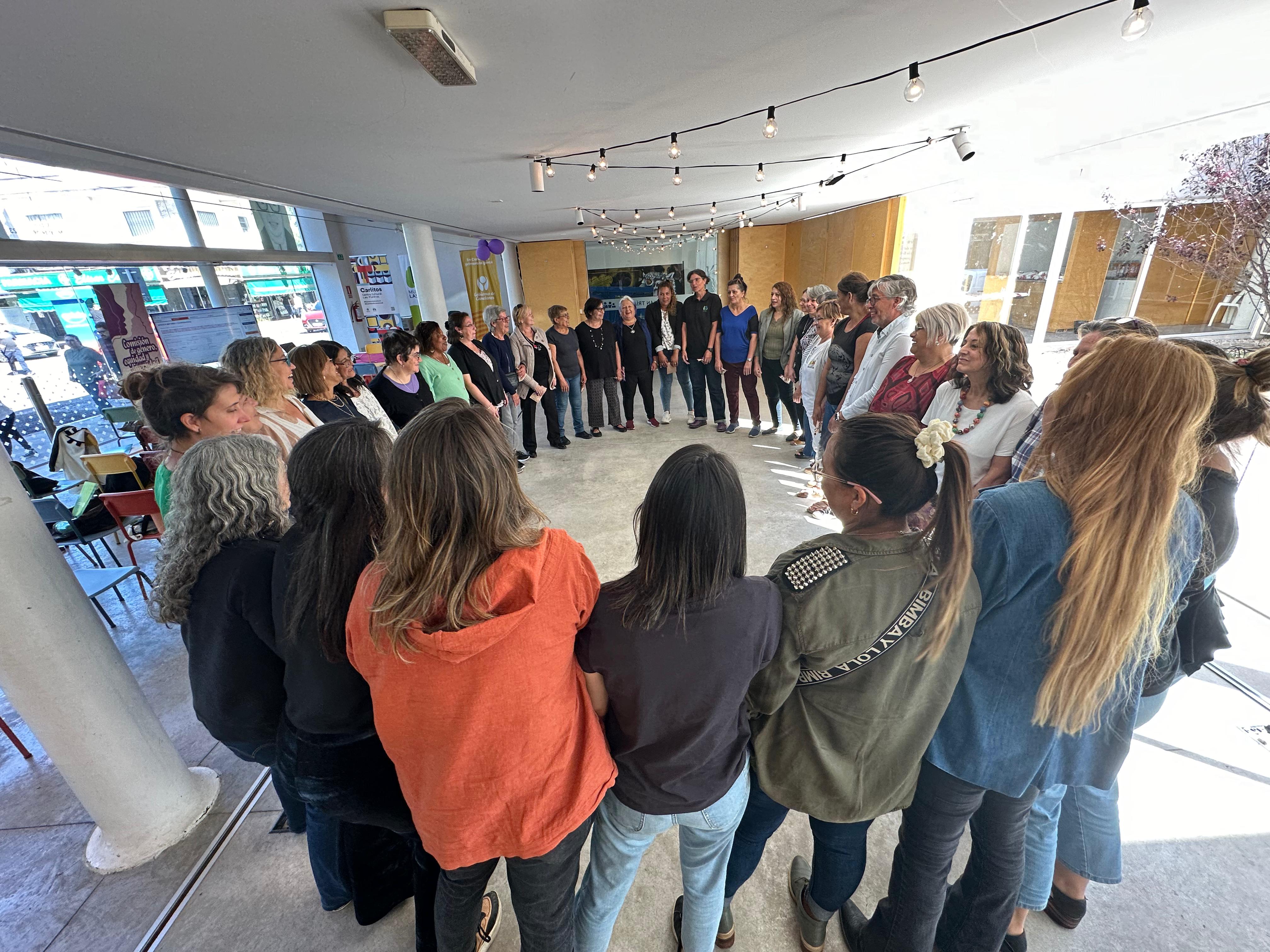 Encuentro de emprendedoras en el Centro Cultural Carlitos