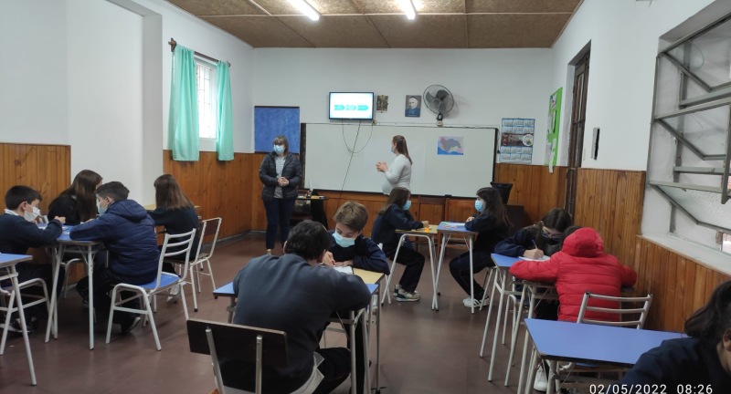 Taller de educación ambiental en Colegio Guadalupe de ciudad de Canelones Taller de educación ambiental en Colegio Guadalupe de ciudad de Canelones