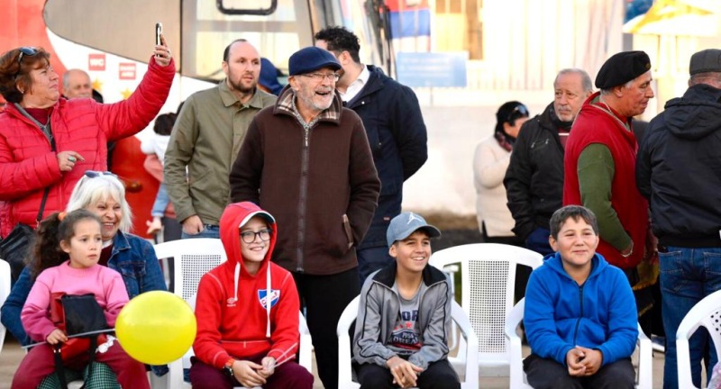 Se inauguraron las obras del Plan de Mejoramiento Barrial en Municipal 1 de Santa Lucía Se inauguraron las obras del Plan de Mejoramiento Barrial en Municipal 1 de Santa Lucía