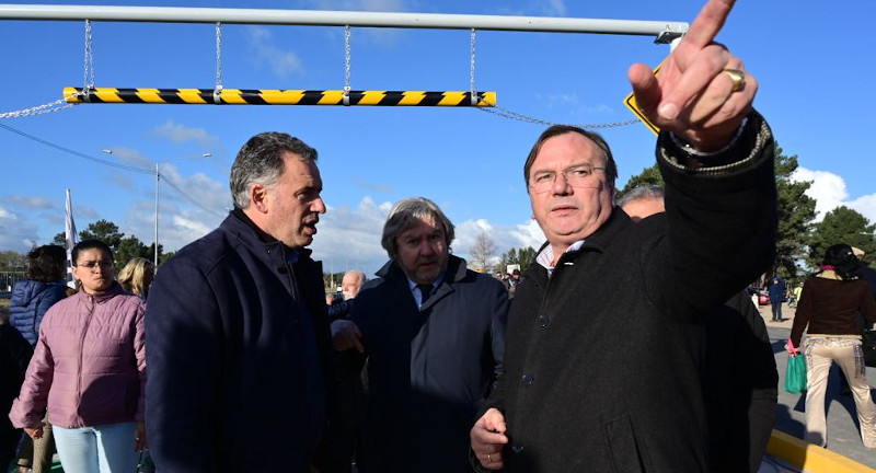 Quedaron inaugurados los túneles sobre ruta Interbalnearia y Av. De Los Pinos en Pinamar Quedaron inaugurados los túneles sobre ruta Interbalnearia y Av. De Los Pinos en Pinamar