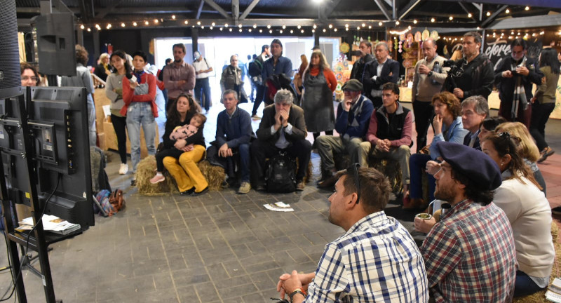 Charla: ¿Es importante la calidad higiénico-sanitaria de la leche para la elaboración de quesos? en el Pabellón de la Intendencia de Canelones de la Expo Prado 2022 Charla: ¿Es importante la calidad higiénico-sanitaria de la leche para la elaboración de quesos? en el Pabellón de la Intendencia de Canelones de la Expo Prado 2022