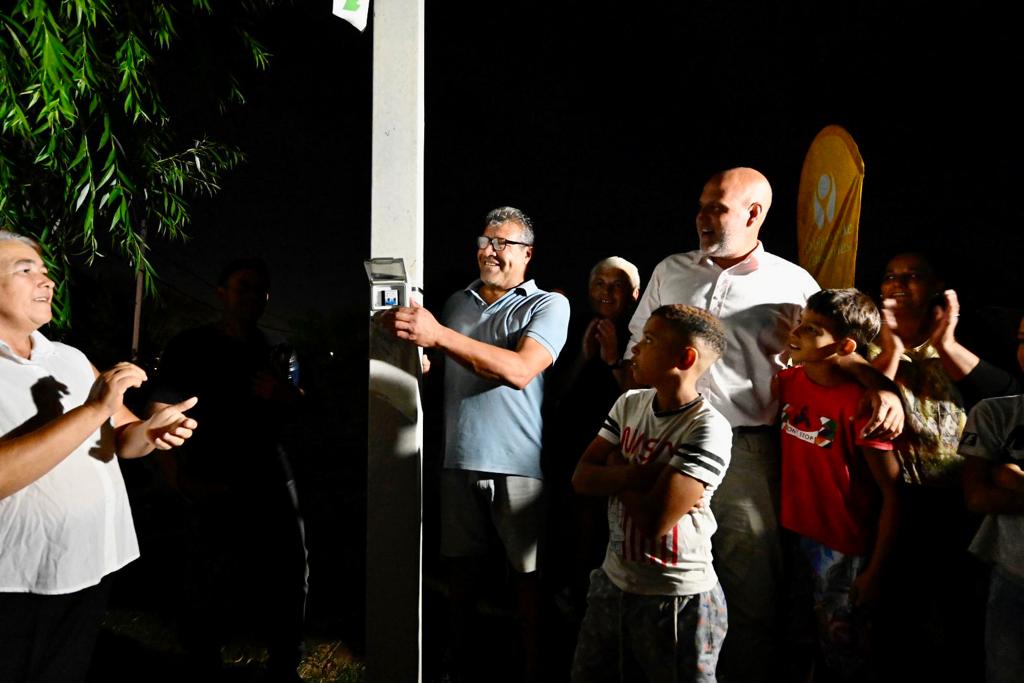 Siguen las mejoras en la luminaria de Canelones y esta vez fue el turno de la ciudad Gral. Líber Seregni – Municipio de Nicolich Siguen las mejoras en la luminaria de Canelones y esta vez fue el turno de la ciudad Gral. Líber Seregni – Municipio de Nicolich