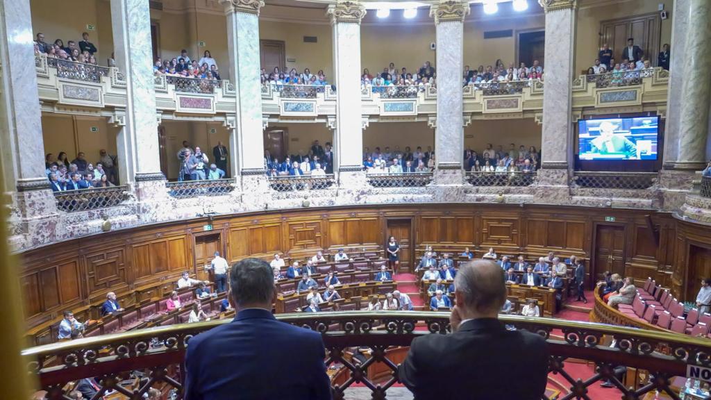 Intendente Orsi participó de la ceremonia de asunción de Andújar como presidente de la Cámara de Representantes Intendente Orsi participó de la ceremonia de asunción de Andújar como presidente de la Cámara de Representantes
