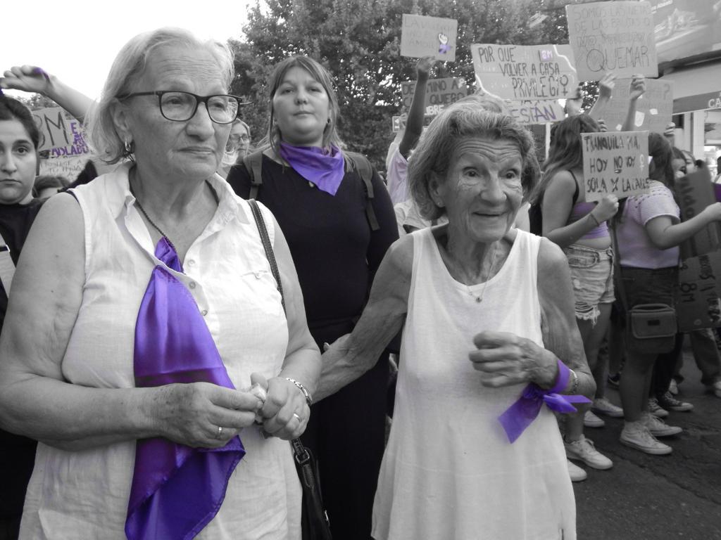 Marcha 8M en ciudad de Canelones