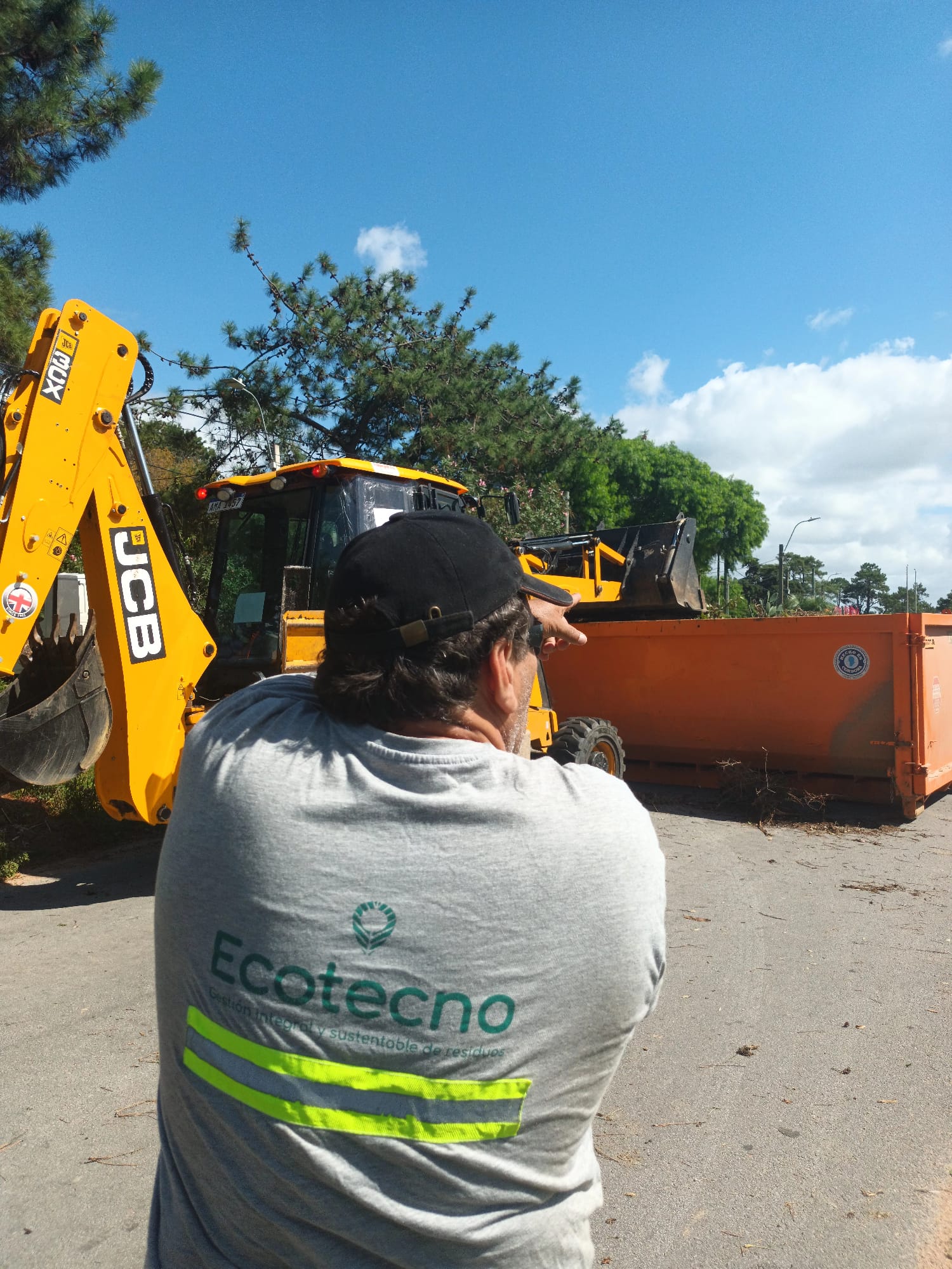 Programa Tu barrio limpio desembarcó en El Pinar Programa Tu barrio limpio desembarcó en El Pinar