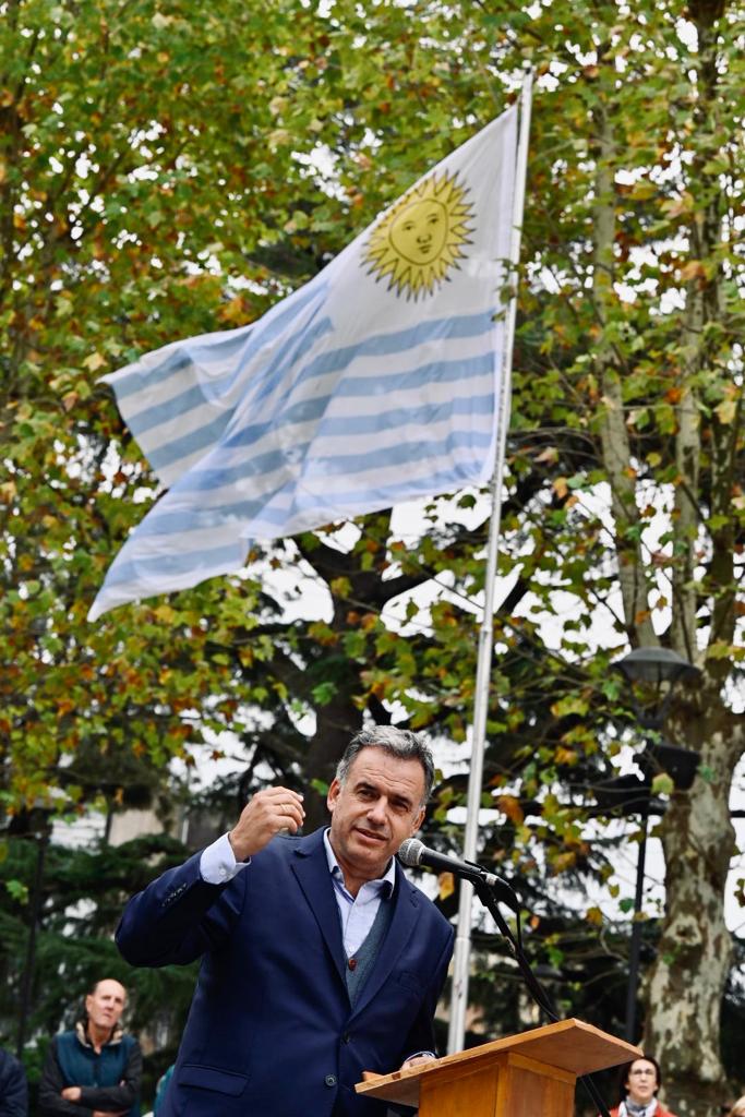 Gobierno de Canelones conmemoró el 210° aniversario de la instalación del Primer Gobierno Patrio Gobierno de Canelones conmemoró el 210° aniversario de la instalación del Primer Gobierno Patrio