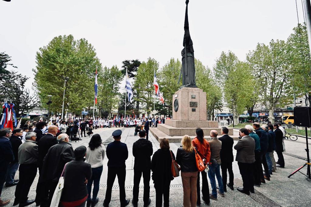 Gobierno de Canelones conmemoró el 210° aniversario de la instalación del Primer Gobierno Patrio Gobierno de Canelones conmemoró el 210° aniversario de la instalación del Primer Gobierno Patrio