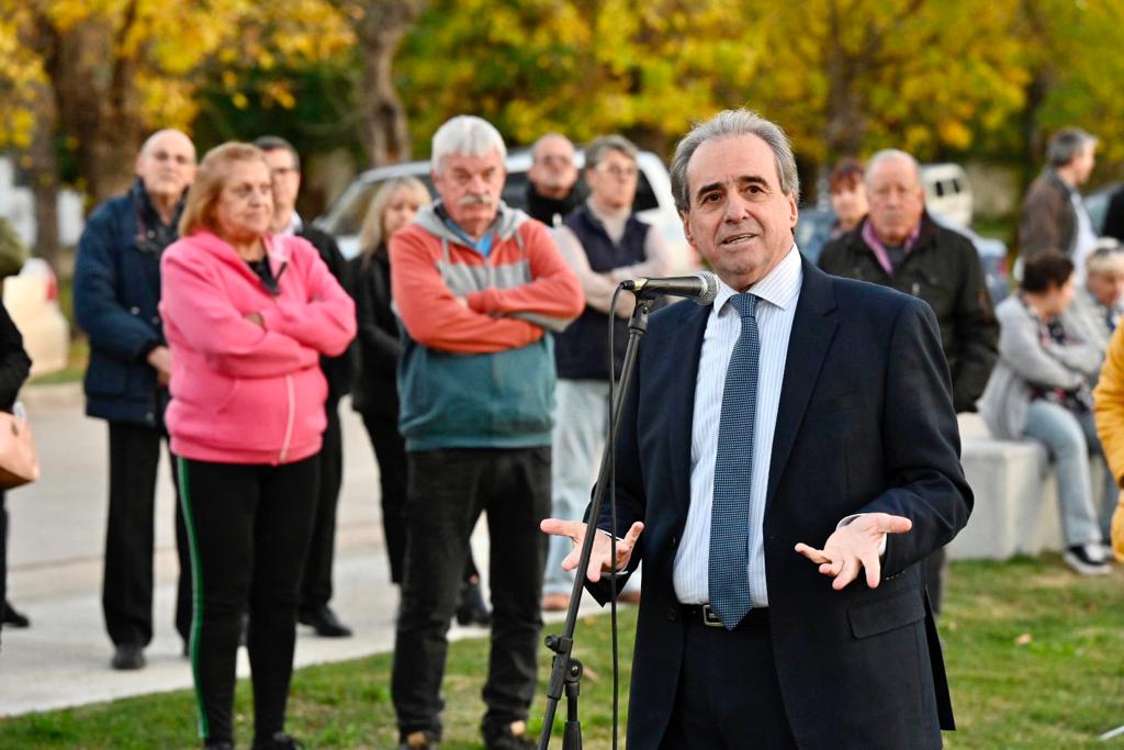 Subsecretario del Ministerio de Turismo, Remo Monzeglio, en inauguración de obras en el parque Clemente Estable de Santa Lucía Subsecretario del Ministerio de Turismo, Remo Monzeglio, en inauguración de obras en el parque Clemente Estable de Santa Lucía