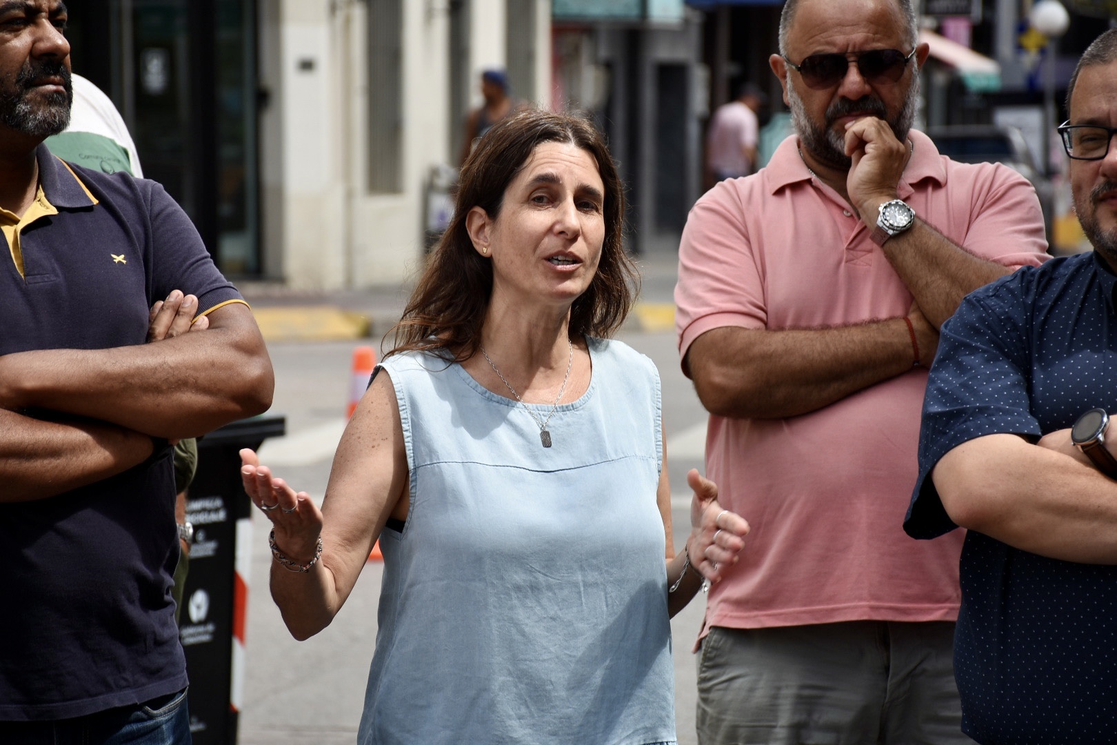 En la plaza Constitución de Pando, el Gobierno de Canelones presentó nuevo equipamiento para reciclaje