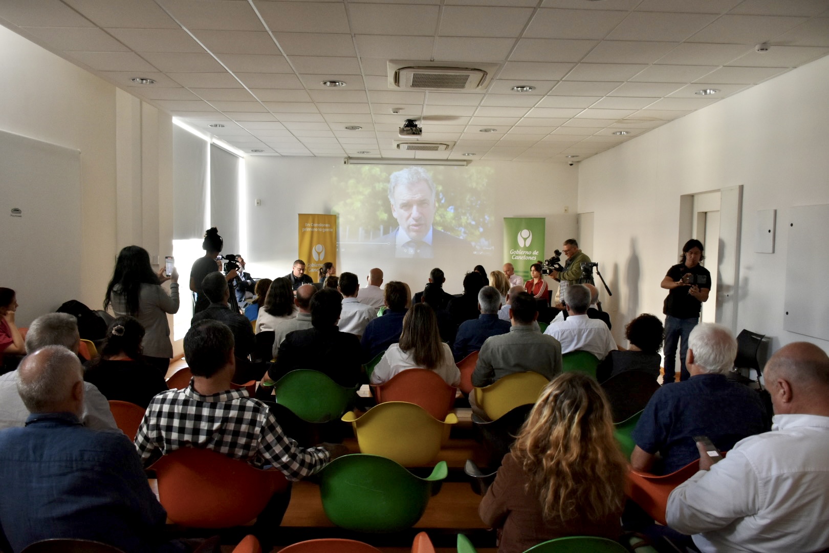 Gobierno de Canelones presentó acciones en el marco de la Estrategia Canaria para la Acción Climática Gobierno de Canelones presentó acciones en el marco de la Estrategia Canaria para la Acción Climática