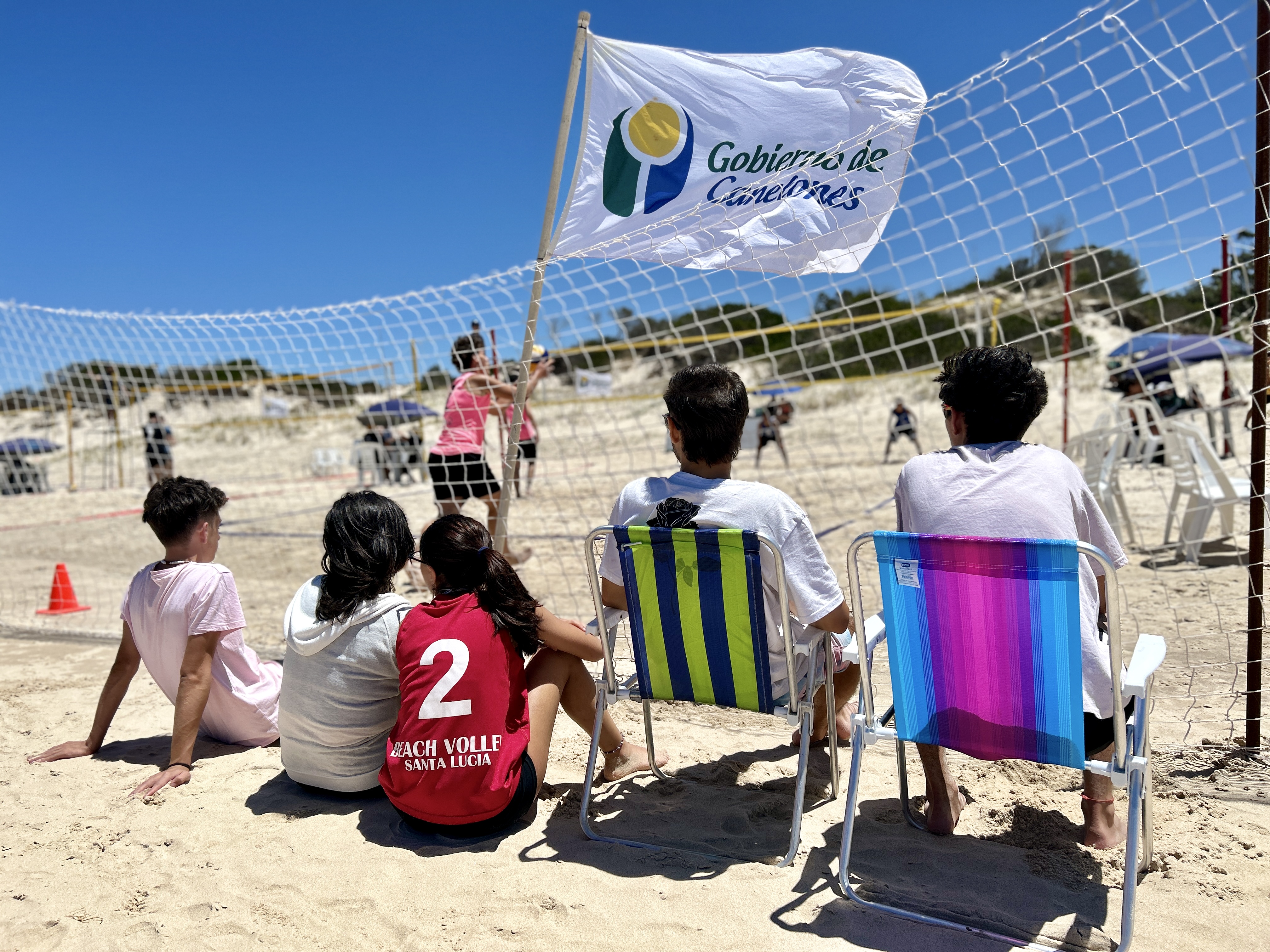 Promotores deportivos de la Intendencia organizaron un circuito de voleibol en Salinas Promotores deportivos de la Intendencia organizaron un circuito de voleibol en Salinas