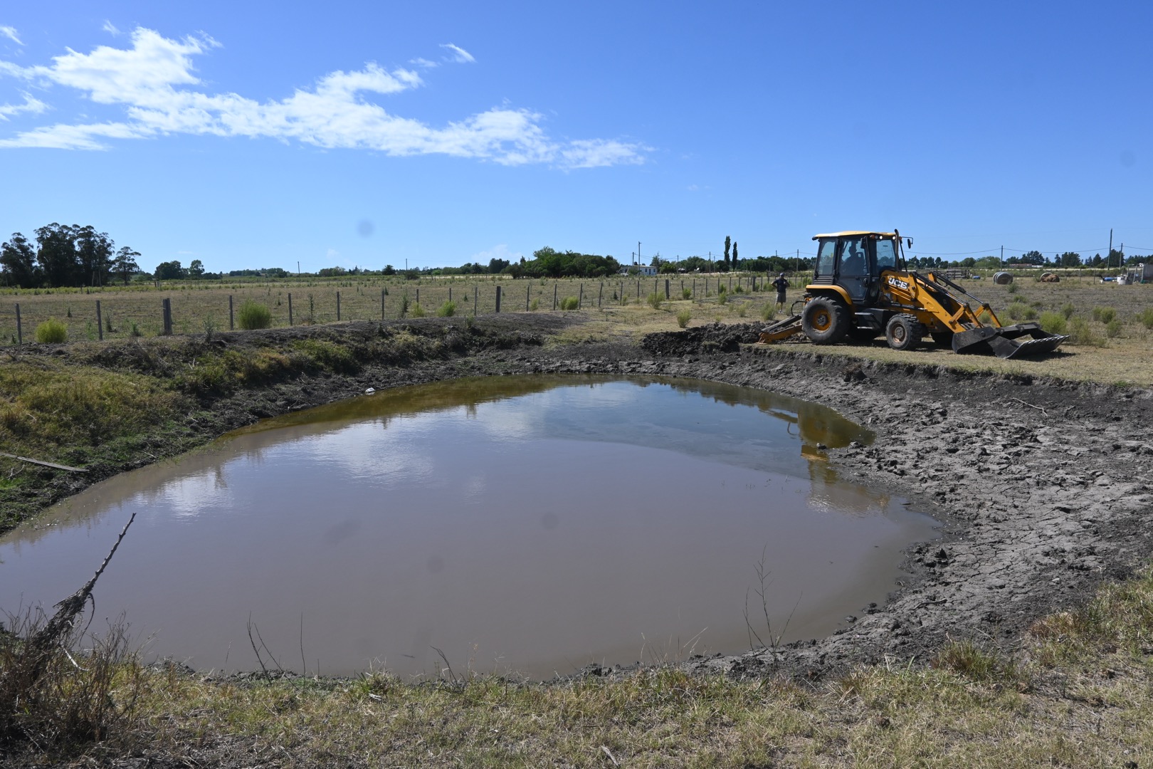 Autoridades visitaron la zona rural de la Ruta 107 para profundiza la asistencia a los productores rurales ante la problemática por el déficit hídrico 