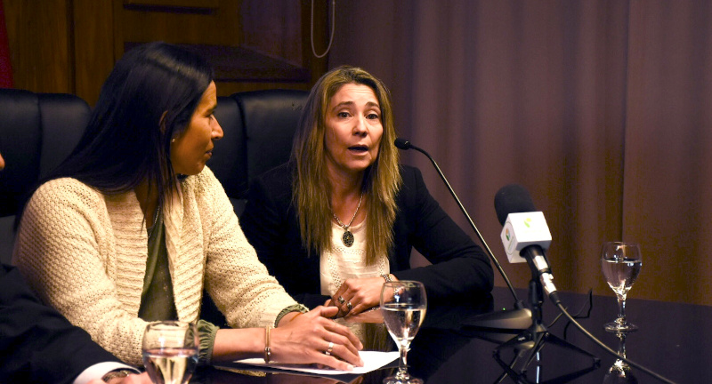 La Intendencia de Canelones y el INAU firmaron un convenio para apoyar el egreso y la autonomía de adolescentes y jóvenes La Intendencia de Canelones y el INAU firmaron un convenio para apoyar el egreso y la autonomía de adolescentes y jóvenes